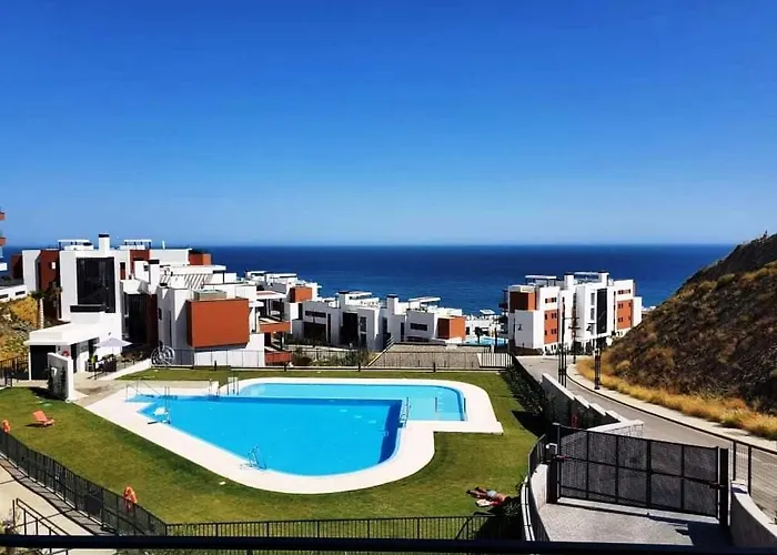 Middel Views Fuengirola