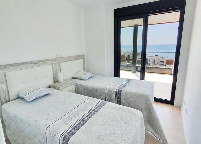 Middel Views Fuengirola